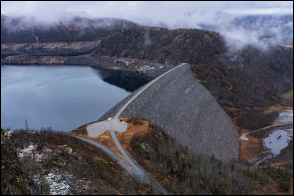 Sarvsfossen dam in Norway